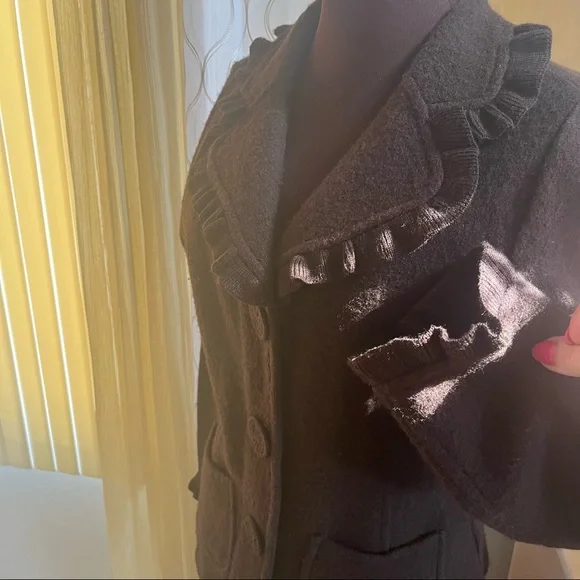 EUC Fenn Wright Manson 100% merino wool button down jacket cardigan sweater - Picture 9 of 10